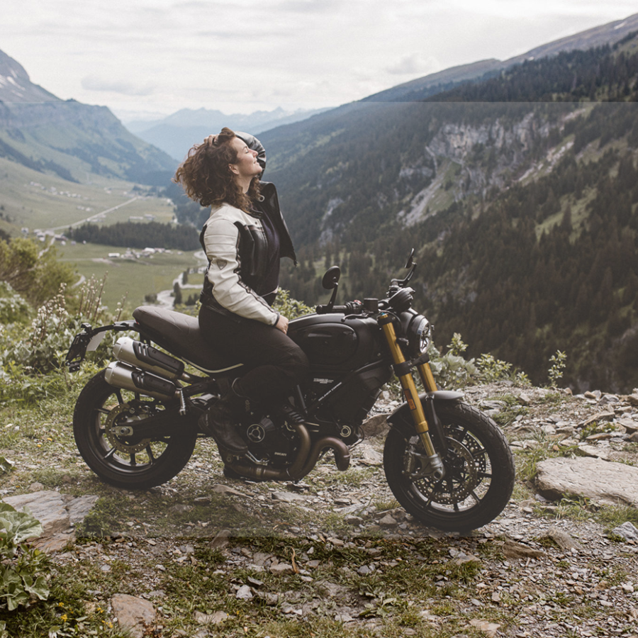 ducati_Klausen-56-2048×1365 ducati_Klausen-56-2048x1365